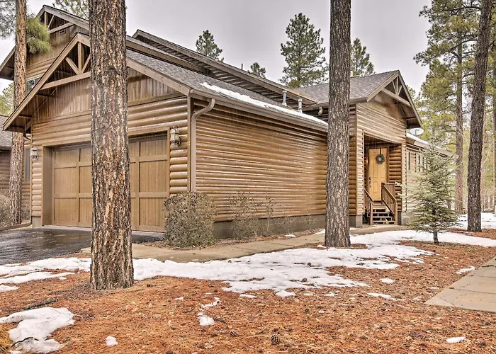 Casa vacanze Deck & Game Room: Spacious Pinetop Cabin! Indian Pine